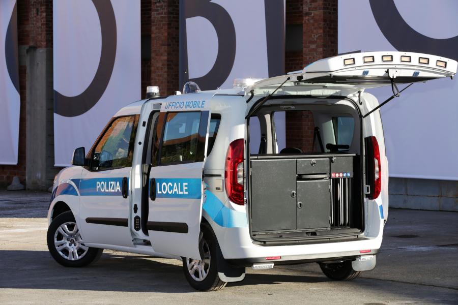  Fiat Doblo Polizia Locale by Elevox 2015 года  (фото 2 из 3)